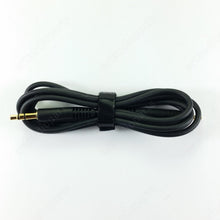 Load image into Gallery viewer, Audio Cable 1.2m with 3.5mm jack plug and 2.5mm twist to click plug for Sennheiser HD599 headphones - ArtAudioParts
